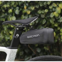 Gaciron Bird Nest 200, Cycling Saddle Bag With Motion Sensor Tail Light - Black -Outdoor Equipment Store 7uPsUgGKXuTGpWFBzCJbDjEkIT6Guk metaQmlyZHMgTmVzdCBsaWZlc3R5bGUucG5n