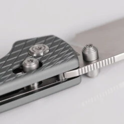 Vosteed Raccoon Crossbar Lock - 3.25" Nitro-V Satin Blade, Grey Aluminium Handle - A0537 -Outdoor Equipment Store AlAXJ6QAZanGnuGmUcRSY7eMybAYrO metaVm9zdGVlZCBSYWNjb29uIEEwNTM3IDUud2VicA3D3D