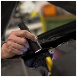 Ledlenser P7R Core Rechargeable Torch (1400 Lumens) 18 Ledlenser P7R Core Rechargeable Torch (1400 Lumens) -Outdoor Equipment Store LEDLENSER P7R LIFESTYLE 02 432x432