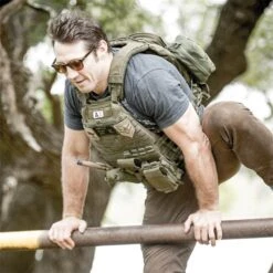 Gerber Strongarm SE - Coyote Brown -Outdoor Equipment Store Strongarm L2 1