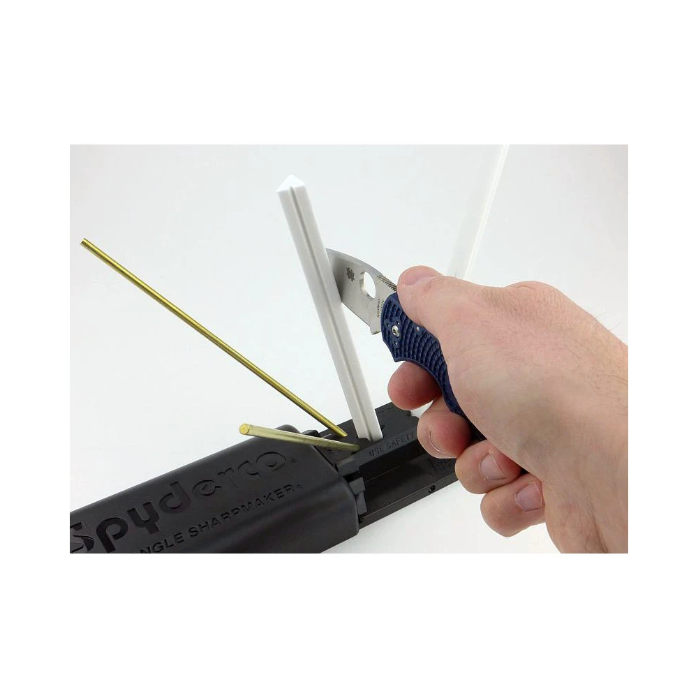 Spyderco Tri-Angle Sharpmaker With Instructional DVD - 204MF 4 Spyderco Tri-Angle Sharpmaker With Instructional DVD - 204MF - Image 2