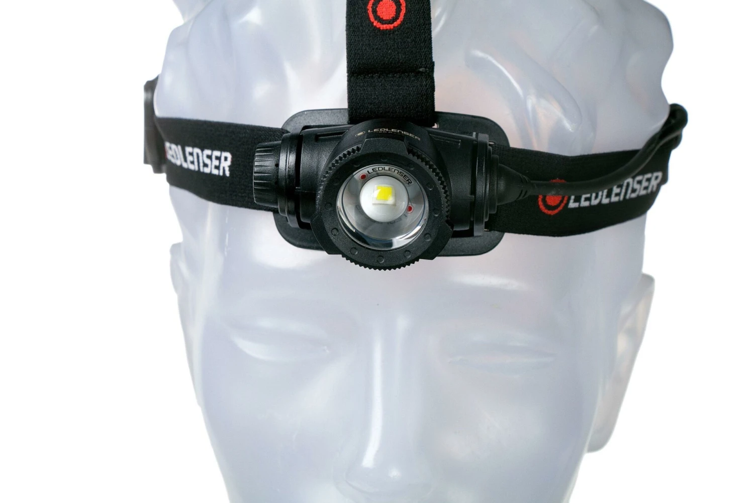 Ledlenser H7R Core Rechargeable Headlamp (1000 Lumens, 250 Metres) 4 Ledlenser H7R Core Rechargeable Headlamp (1000 Lumens, 250 Metres) - Image 2
