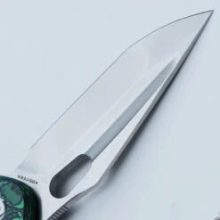 Vosteed Thunderbird - 2.98" Satin M390 Blade, Green Cloud Carbon Fibre Handle, Trek Lock - A0311 -Outdoor Equipment Store mjJxDVLZitmGmz343GgArUGam3dtl3 metadGh1bmRlcmJpcmQtQTAzMTFfOC53ZWJw