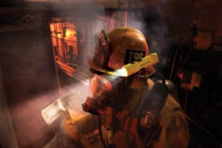 Pelican 3315 LED 3AA Safety Certified Flashlight (160 Lumens) 27 Pelican 3315 LED 3AA Safety Certified Flashlight (160 Lumens) -Outdoor Equipment Store product 3 3 3315 2