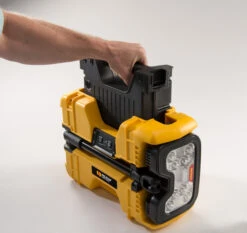 Pelican 9490 Remote Area Lighting System -Outdoor Equipment Store product 9 4 9480 features 315 low large