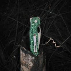 Vosteed Thunderbird - 2.98" Satin M390 Blade, Green Cloud Carbon Fibre Handle, Trek Lock - A0311 -Outdoor Equipment Store qaAnHAwNIUSreGcZF9tvQHqQQhasuu metadGh1bmRlcmJpcmQtQTAzMTFfOS53ZWJw