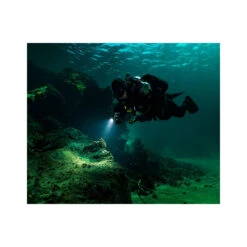 OrcaTorch D620 V2.0 Canister Dive Light (2700 Lumens, 260 Metres) -Outdoor Equipment Store u79gb4TBzZmTEObDsQnOBHHcwQRAzv metaRDYyMCBWMi4wICYjODIyMTsmIzgyMTc7LmpwZWc3D